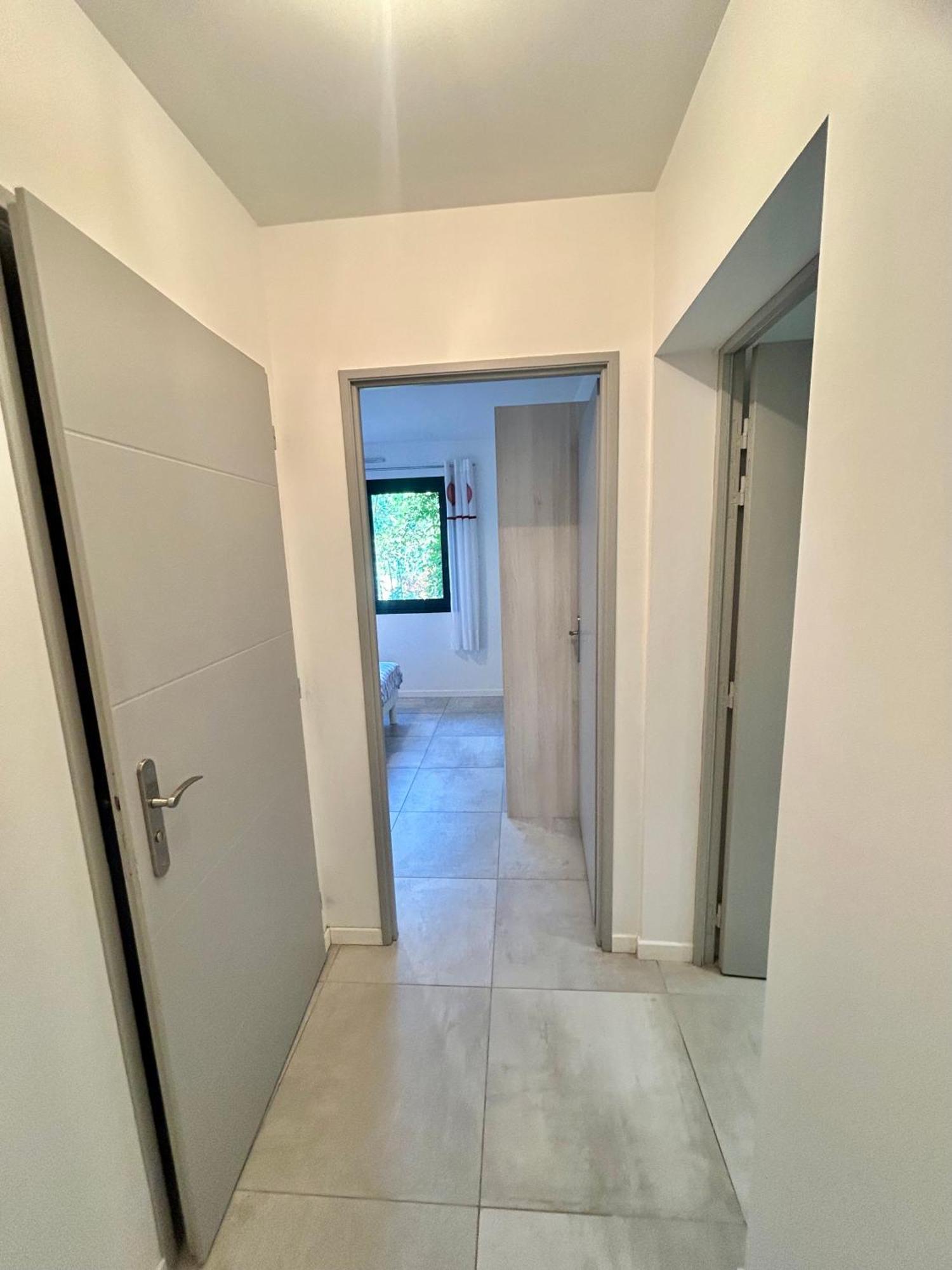 Appartement Luxe Le Levant Єр Екстер'єр фото